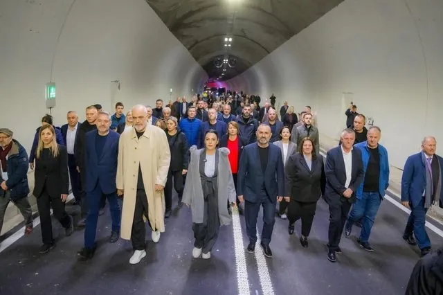 U inaugurua për fushatë pa kolaudim, tuneli i Murrizit ngre pikëpyetje për sigurinë