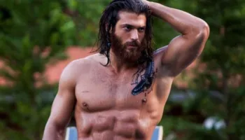 U kap duke konsumuar drogë në një klub nate, arrestohet aktori i njohur turk në Stamboll