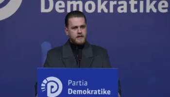 “U ktheve me premtimin për fundin e kryetarokracisë, por…”, i riu i FRPD “thumbon” Berishën nga Lezha