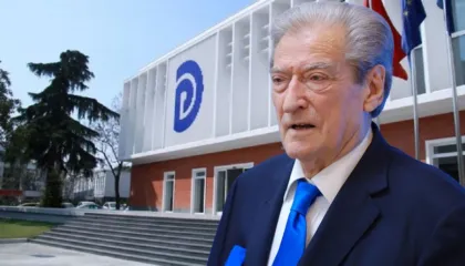 “Unaza e Burrelit dhe mashtrimet e Ana Nishkut”, Berisha publikon dokumentet: Projektuesja, e akuzuar disa herë për..