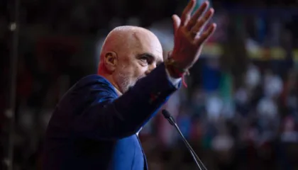 ‘Urë’ e re mes Shkodrës e Malit të Zi, Rama ndan pamjet: Aksi Shirokë-Zogaj-Kufi drejt përfundimit