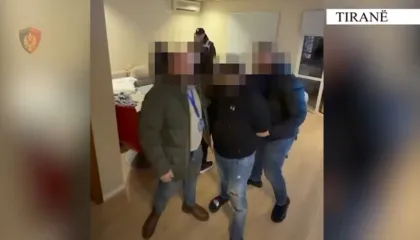 Ushtronin prostitucion në zonat kryesore të Tiranës, arrestohen 3 vajza kolumbiane, 2 shqiptare të proceduara