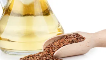 Vajrat që ‘rrisin shpejt’ flokët, a funksionojnë vërtet apo është thjesht trend