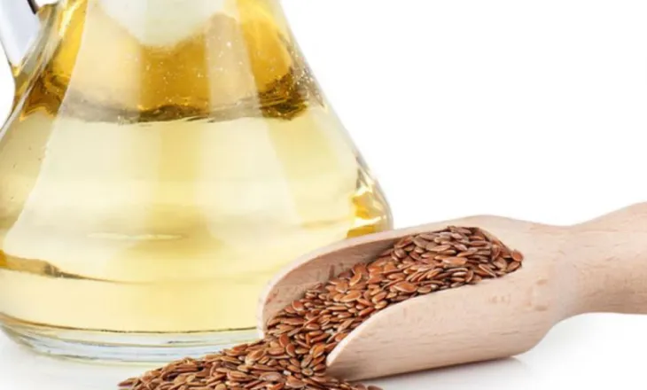 Vajrat që ‘rrisin shpejt’ flokët: a funksionojnë vërtet apo është thjesht trend?