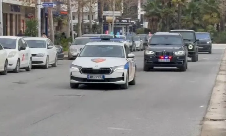 Vajza e Donald Trump vijon vizitën në Vlorë, nën masa të rrepta sigurie udhëton drejt Zvërnecit