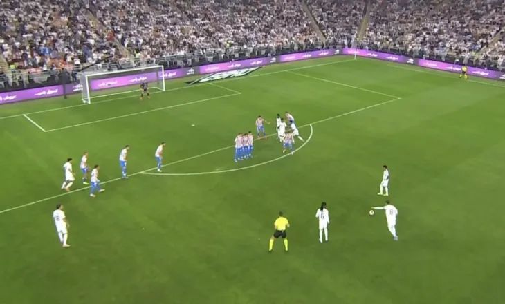 Valverdeeeee, çfarë goli spektakolar! Real Madrid e nis vrullshëm ndaj Atletico-s (video)