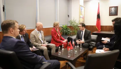 VanHorn takohet me kreun e SPAK dhe BKH: Prioritet mbetet lufta ndaj karteleve të drogës dhe krimit të organizuar