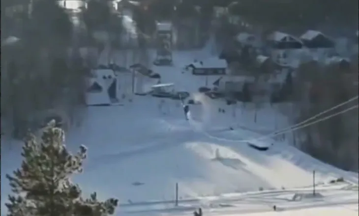 Vdes milioneri rus, helikopteri i ngatërrohet me kabllo dhe rrëzohet në Malet Urale