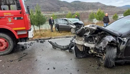 VDESIN TRE TE RINJ/ Aksident i rëndë në rrugën Gjirokastër-Tepelenë, në gjendje të rëndë edhe një vajzë