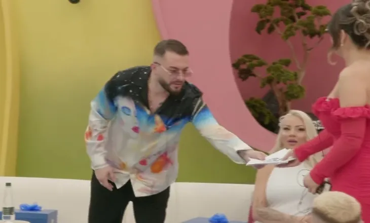 Vendimi i Limit ‘trondit’ Big Brother VIP Kosova: pesë bileta kthimi i kalojnë Albës