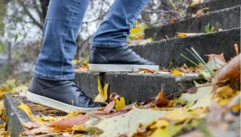 Vështirësi në frymëmarrje kur ngjisni shkallët, ja kur duhet të shqetësoheni