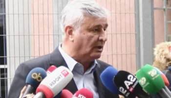 ‘Vetëm po të jetë i çmendur të vijë’/ Ku ndodhet Ergys Agasi? Avokati Maks Haxhiaj: Duan t’ja…