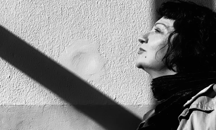 “Vetëm”, poezi nga Rozafa Shpuza