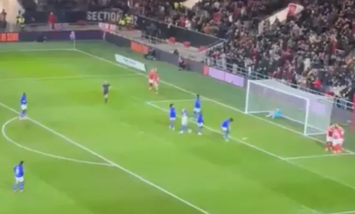 VIDEO/ Aksioni model që kurorëzohet me gol nga Mehmeti, sulmuesi shqiptar tund rrjetën në FA Cup