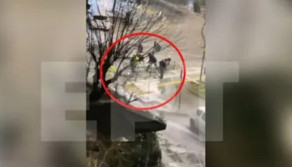 Video e  momentit  të ngjarjes në Selanik kur tubacioni EYATH shembet, duke plagosur 4 punëtorë