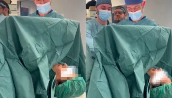 VIDEO/ Emocionuese në sallë, pacientja këndon gjatë operacionit  për heqjen e tumorit në gji