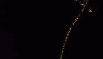 VIDEO NGA DRONI / Bllokohet rruga Librazhd–Elbasan, qindra automjete në radhë kilometrike