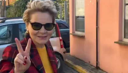 Video/ Shtyhet seanca në GJKKO për ish-presidentin dhe Kryemadhin, Meta dhe ish-bashkëshortja e tij prezentë në sallë