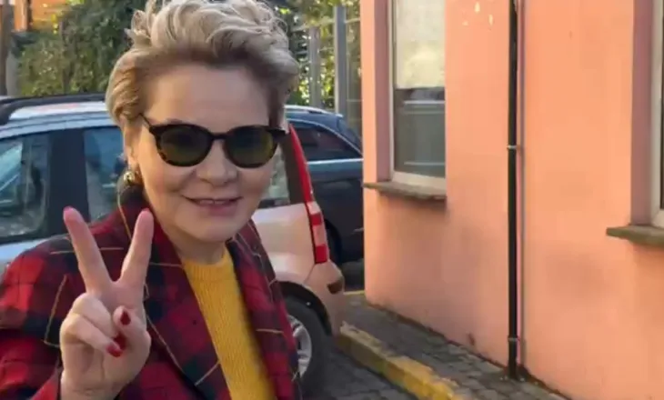 Video/ Shtyhet seanca në GJKKO për ish-presidentin dhe Kryemadhin, Meta dhe ish-bashkëshortja e tij prezentë në sallë