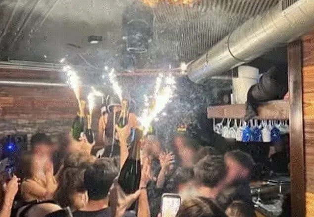 Video/ Tragjedia me 47 viktima në Crans-Montana, momenti kur fishekzjarri i vë flakën tavanit të barit