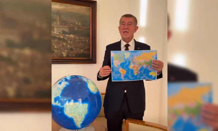 VIDEO virale: Kryeministri çek bleu globin 720 dollarë për të ‘zbuluar’ Groenlandën