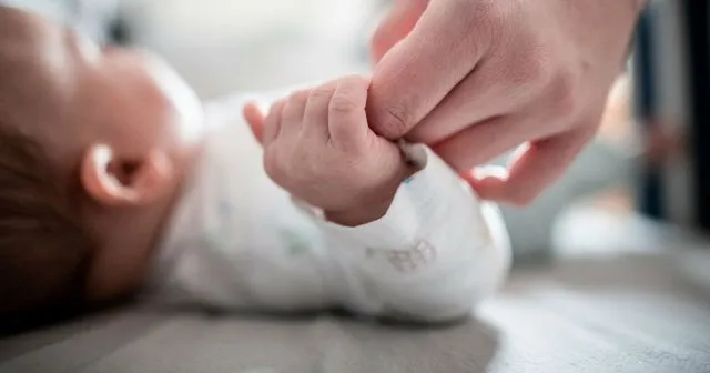 Vijnë në jetë foshnjat e para të 2026-s, Rama zbulon gjininë