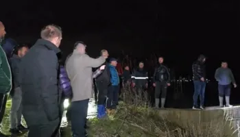 Vijojnë reshjet e shiut, lumi Vjosa në pikë kritike për të dalë nga shtrati, Emergjencat Civile në terren