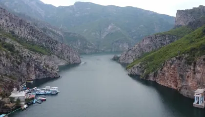 Vijojnë shkarkimet në Koman dhe Vaun e Dejës/ KESH: Rritet prodhimi ditor në tre HEC-et e Drinit