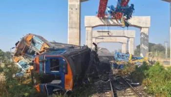 Vinçi bie dhe ndan në dysh trenin në Tajlandë, 22 të vdekur dhe dhjetëra të plagosur