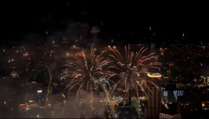 Viti i Ri 2026 troket në Shqipëri! Ndriçohet qielli në qytetet e vendit nga spektakli i fishekzjarrëve