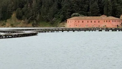 Vizita në Vlorë/ Ivanka Trump publikon pamje nga Zvërneci, i shoqëron me këngën ‘Luleborë’