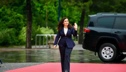 Vjosa Osmani në tre muajt e fundit si president/ Kosova sërish në ‘trenin’ e zgjedhjeve