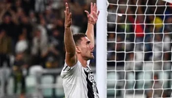 Vlahovic përshpejton rikuperimin pas dëmtimit, mund të rikthehet për ndeshjen e madhe