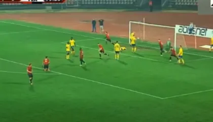 Vllaznia ndal hovin e kampionëve të Superiores dhe nis me fitore vitin, Elbasani dhe Flamurtari ndajnë pikën