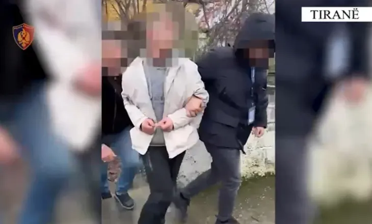 Vodhi me dhunë para duke terrorizuar shitësen me thikë, kapet autori i grabitjes së marketit në Yzberisht