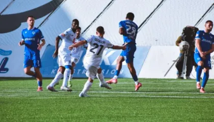 Vora mbulon boshllëqet, dy afrimet e para me fokusin te mbijetesa