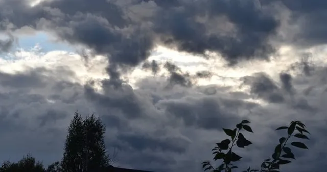 Vranësira, dhe reshje shiu me intensitet të ulët/ Parashikimi i motit për sot