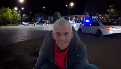 Vrasja e Petrit Ndout pas sherrit për makinat, Gjykata lë në burg 3 të arrestuarit, autori: Nuk mbaj mend ta kem goditur me çekiç