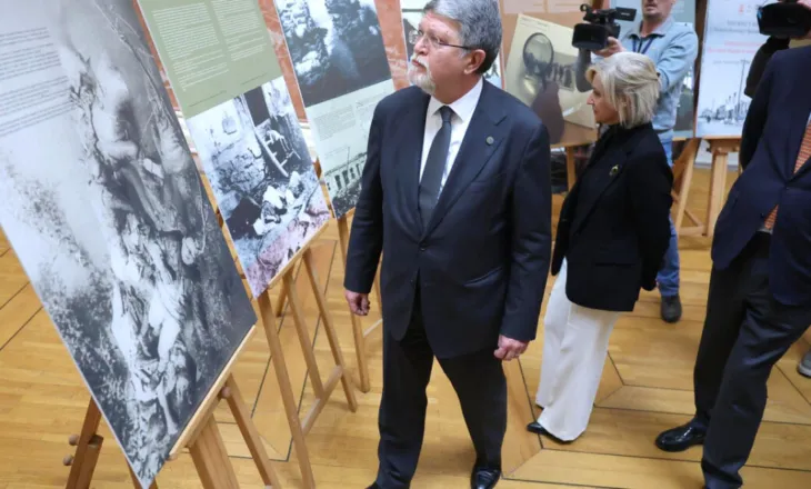 Vuçiç orkestron një tjetër skandal diplomatik, Beogradi turpëroi veten para Evropës, ja 13 minutat që i nxorën blof