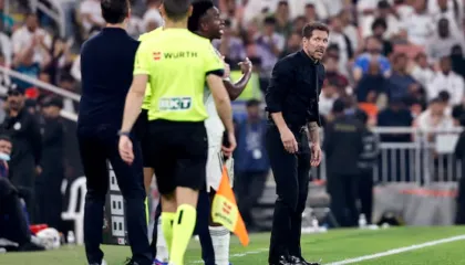 Xabi Alonso, mesazh Simeones: Jo gjithçka lejohet, duhet respekt për rivalin