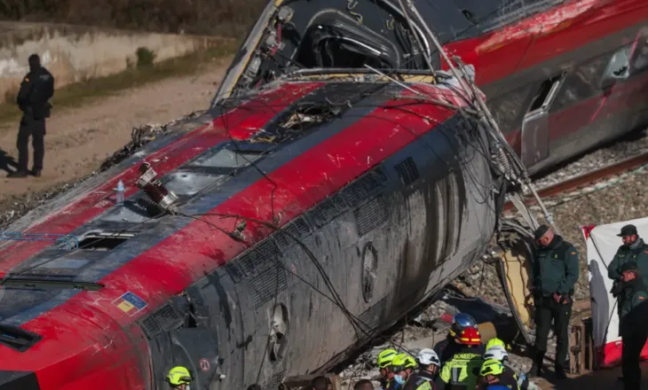 “Xhamat u thyen dhe njerëzit…”, çfarë dimë për katastrofën më të rëndë hekurudhore të dekadës në Spanjë