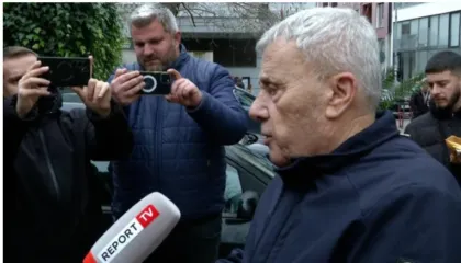 Xhaxhai i Aleks Nikës shkon në SPAK: Kam kërkuar të takoj prokurorin