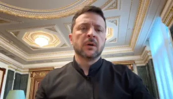 Zelensky: Nëse anijet ruse lundrojnë afër Groenlandës, Ukraina mund t’i fundosë siç ka bërë në Krime