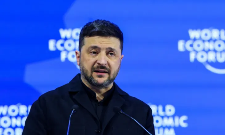 Zelensky njofton nga Davos: Ukraina do të zhvillojë takim trepalësh me Rusinë dhe SHBA