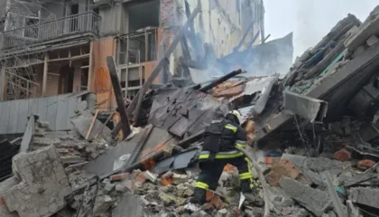 Zelensky zhvillon bisedime për sigurinë teksa Rusia vazhdon sulmet me dronë në Ukrainë