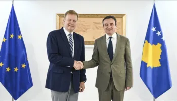 Zgjedhjet e 28 dhjetorit/ Emisari i BE për dialogun Kosovë-Serbi nis vizitën në Kosovë, takime me Kurtin dhe Osmanin