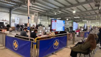 Zgjedhjet në Kosovë/ Numërohen votat e diasporës, LVV kryeson me mbi 72%