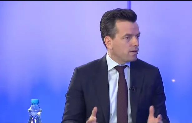 Zi në familjen e Agron Shehajt! Deputeti humb njeriun e shtrenjtë të familjes, ja dedikimi prekës