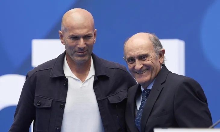 Zidane zbulon recetën e suksesit te Real Madridi: Gjithmonë në dispozicion të lojtarëve