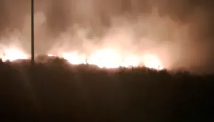 Zjarr në Orikum/ Era favorizon përhapjen e flakëve, dyshohet se…